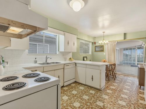 3939 Boundary Rd Vancouver BC V5R 2M4 Canada-006-012-Kitchen-MLS_Size-1 at 3939 Boundary Road, Renfrew Heights, Vancouver East